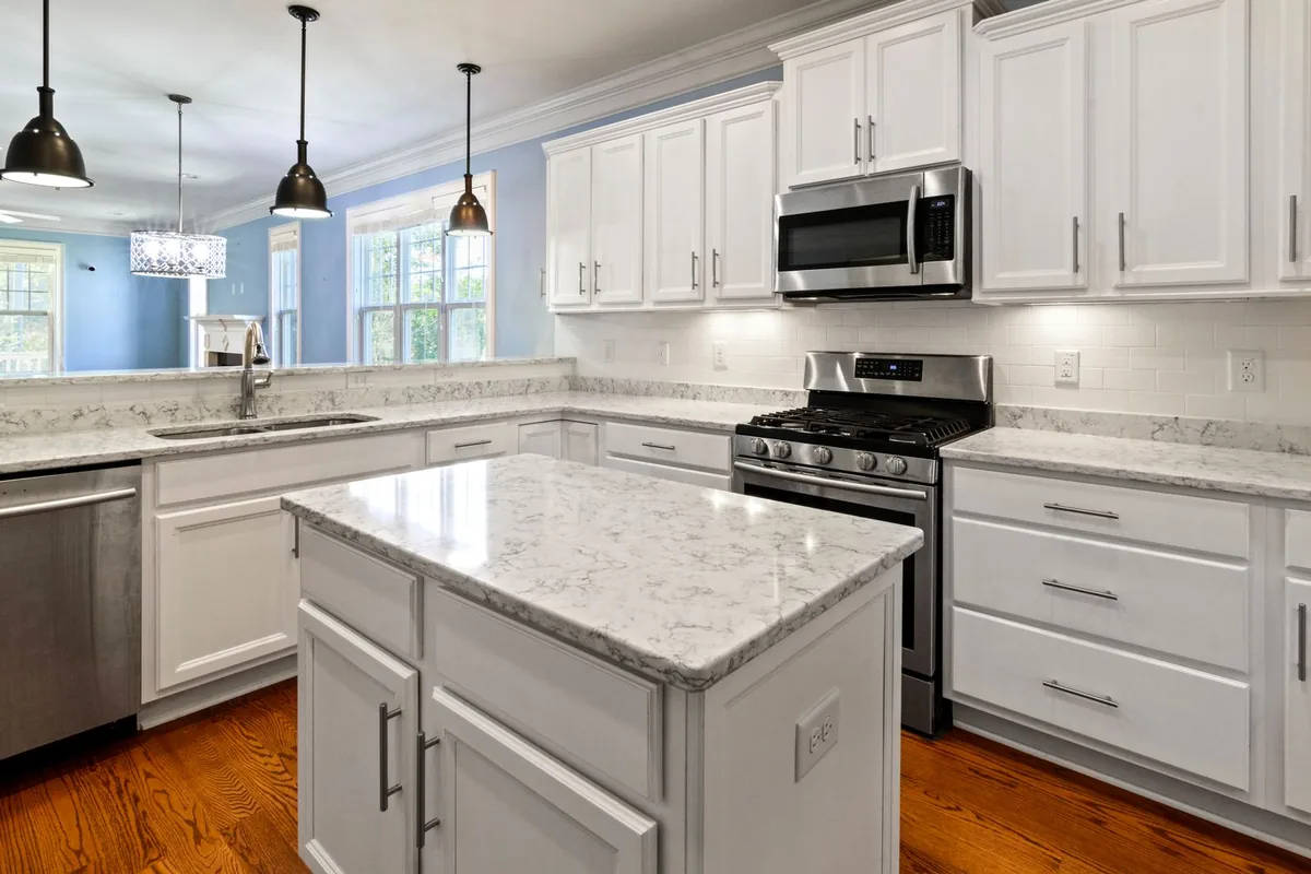 Filth & Squalor Cleanup in Winnetka, Los Angeles, CA